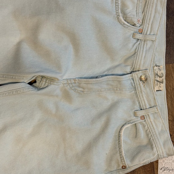 Free People Maggie Raw Hem Paradise Blue Distressed Jeans Size 27 28 inseam NWT - Picture 6 of 10